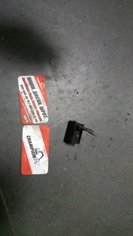 Кнопка увімкнення ESP — фото 3