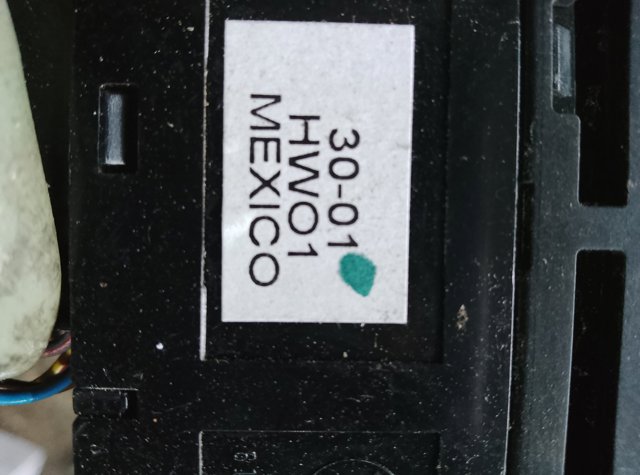 Кнопка ввімкнення аварійного сигналу