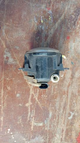 Фара протитуманна, ліва/права