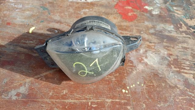 Фара противотуманная правая