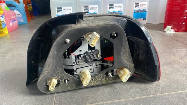 Фонарь задний левый