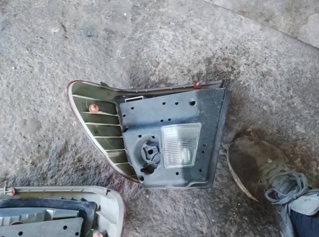 Ліхтар задній лівий, зовнішній