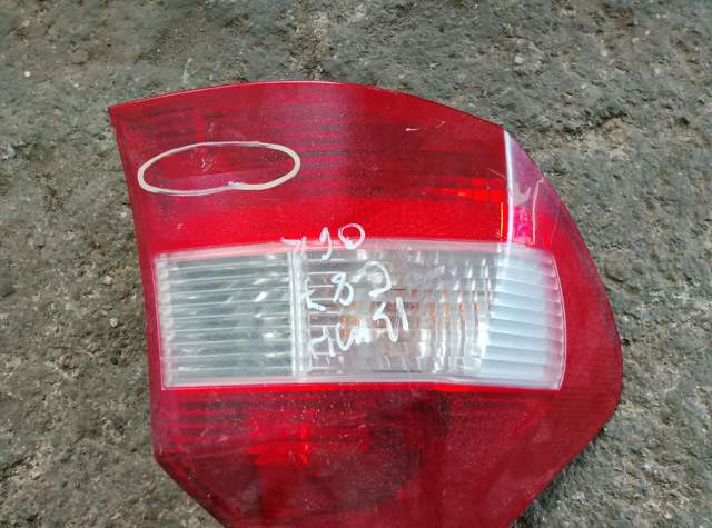 Ліхтар задній лівий