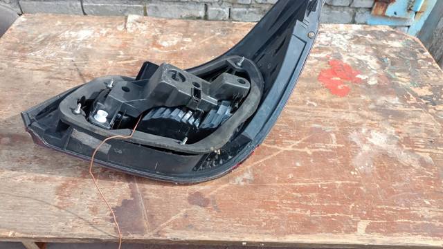 Ліхтар задній лівий — фото 6