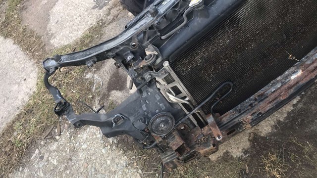 Панель передняя (телевізор)