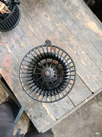 Двигун вентилятора пічки (обігрівача салону) — фото 2