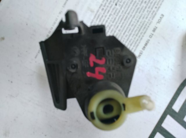 Привод заслонки отопителя