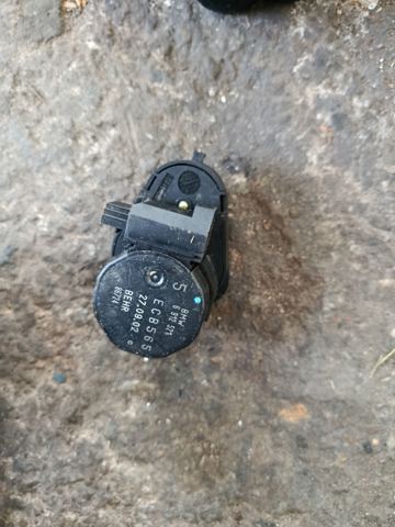 Замок відкривання лючка бензобаку — фото 1