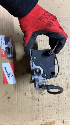 Електропідігрівач охолоджуючої рідини