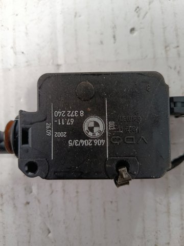 Замок відкривання лючка бензобаку