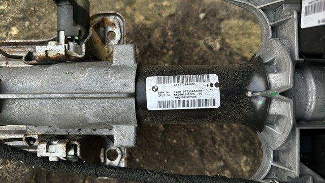 Вісь кермового колеса