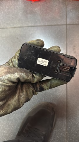 OPEL 687833988 в наличии Украина