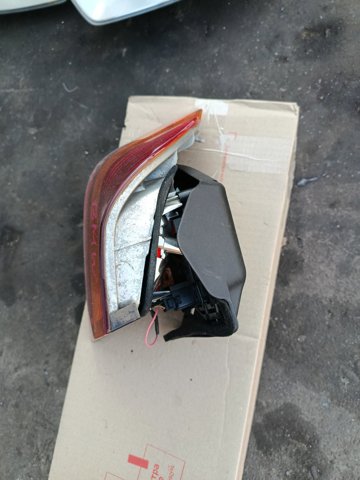 Ліхтар задній лівий, зовнішній