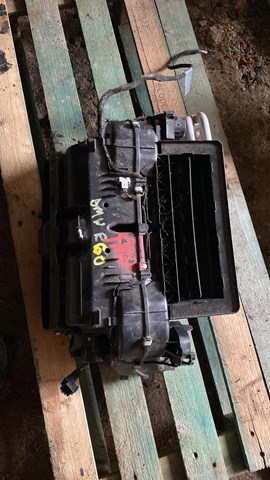 Моторчик заслонки отопителя