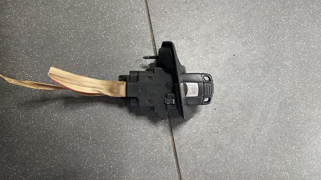 ЗАМОК ЗАПАЛЕННЯ