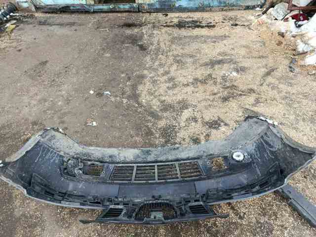 Бампер передній — фото 4