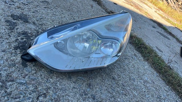 Фара передня ліва-