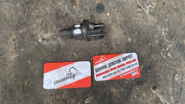 Клапан вентиляції газів паливного бака — фото 3