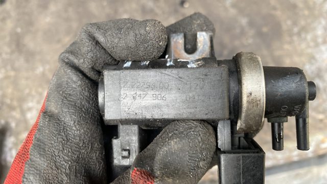 Клапан перетворювач тиску наддуву (соленоїд)