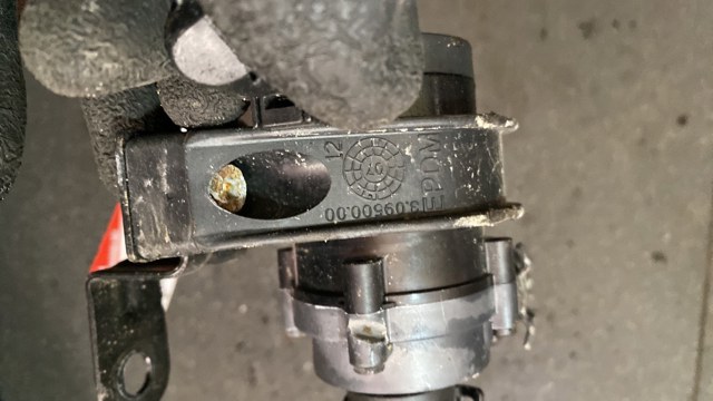 Помпа водяна (насос) охолодження, додатковий електричний — фото 5