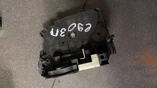 Замок задньої правої двері bmw e90