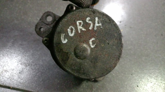 Насос вакуумний