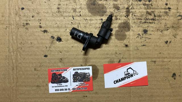 Датчик положення (оборотів) коленвалу