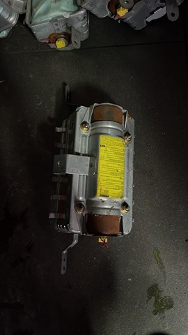 Подушка безопасности (AIRBAG) пассажирская