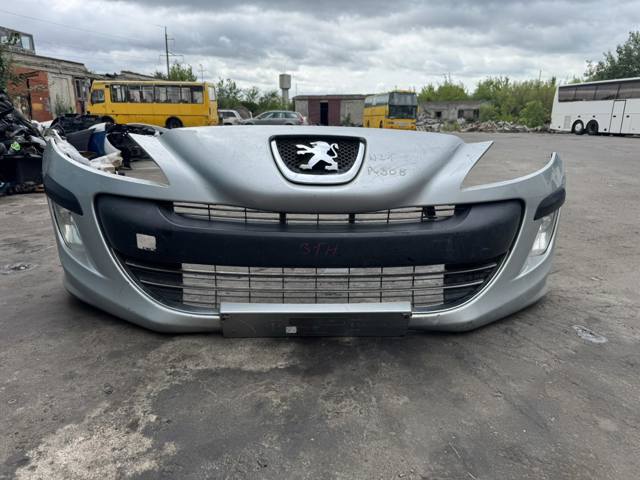 Бампер передний 7401LS PEUGEOT