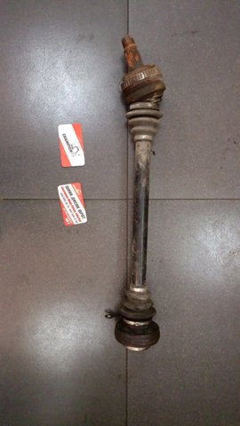 Задня піввісь