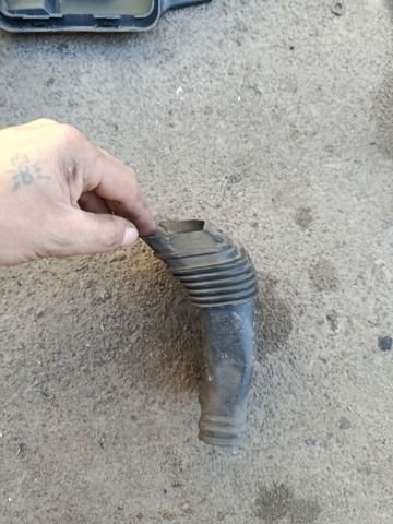 Патрубок воздушного фильтра