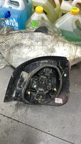 Фонарь задний левый