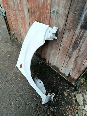 Крило переднє праве — фото 2