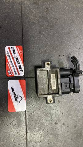 Блок керування двигуна — фото 3