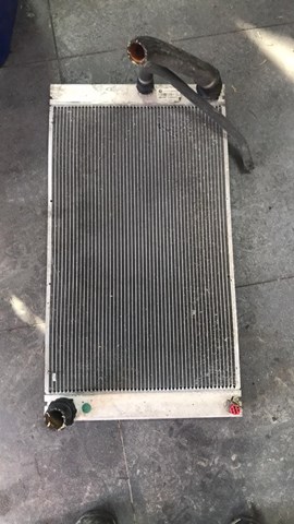 Радиатор охлаждения двигателя