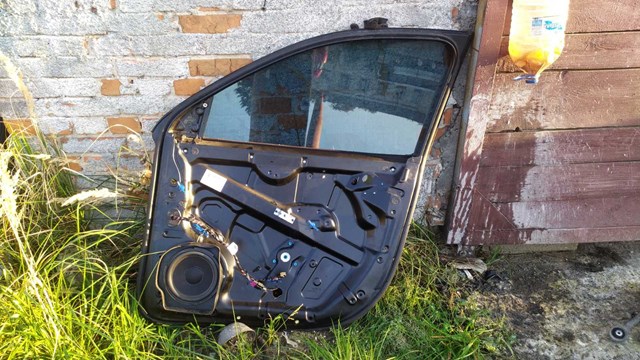 Стекло передней двери, правой 7L0845202F VAG