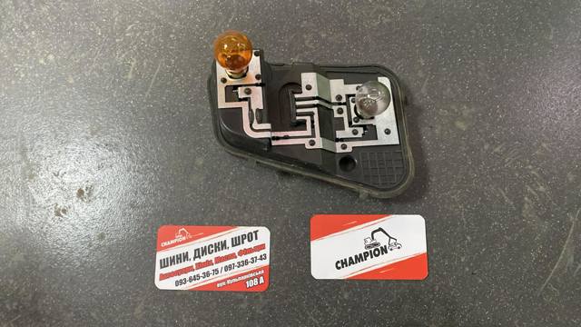 Плата заднього ліхтаря, контактна — фото 1