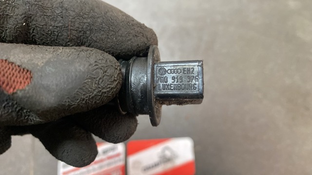 Датчик рівня бачка склоомивача — фото 4