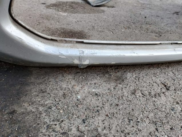 Бампер передній