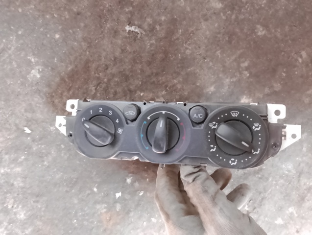 Реостат/перемикач-регулятор режиму обігрівача салону