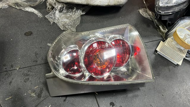 Фонарь задний правый