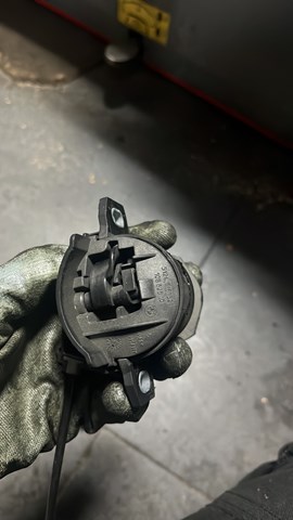 Замок крышки багажника (двери 3/5-й задней)