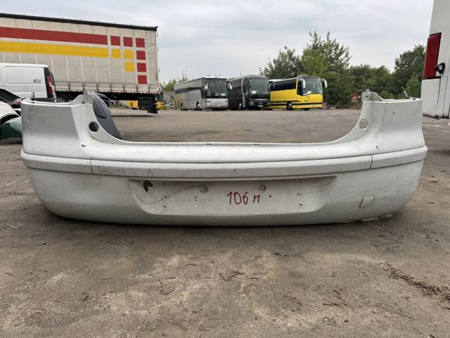 Бампер задний 8200002668 RENAULT