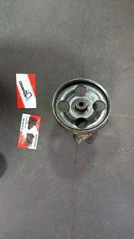 RENAULT 8200024778 Насос гидроусилителя руля (ГУР) в наличии Ирпень