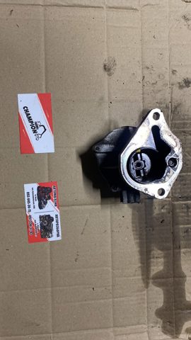 Вакуумный насос 8200175167 RENAULT