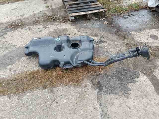 Паливний бак — фото 6