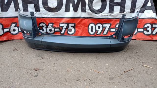 Бампер задній