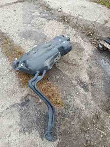 Паливний бак — фото 4