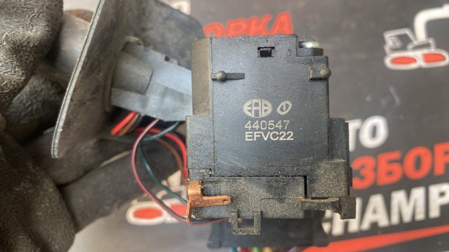 Подрулевой переключатель левый 8200792587 RENAULT