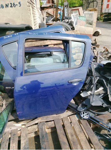 Дверь задняя, левая 821012255R RENAULT